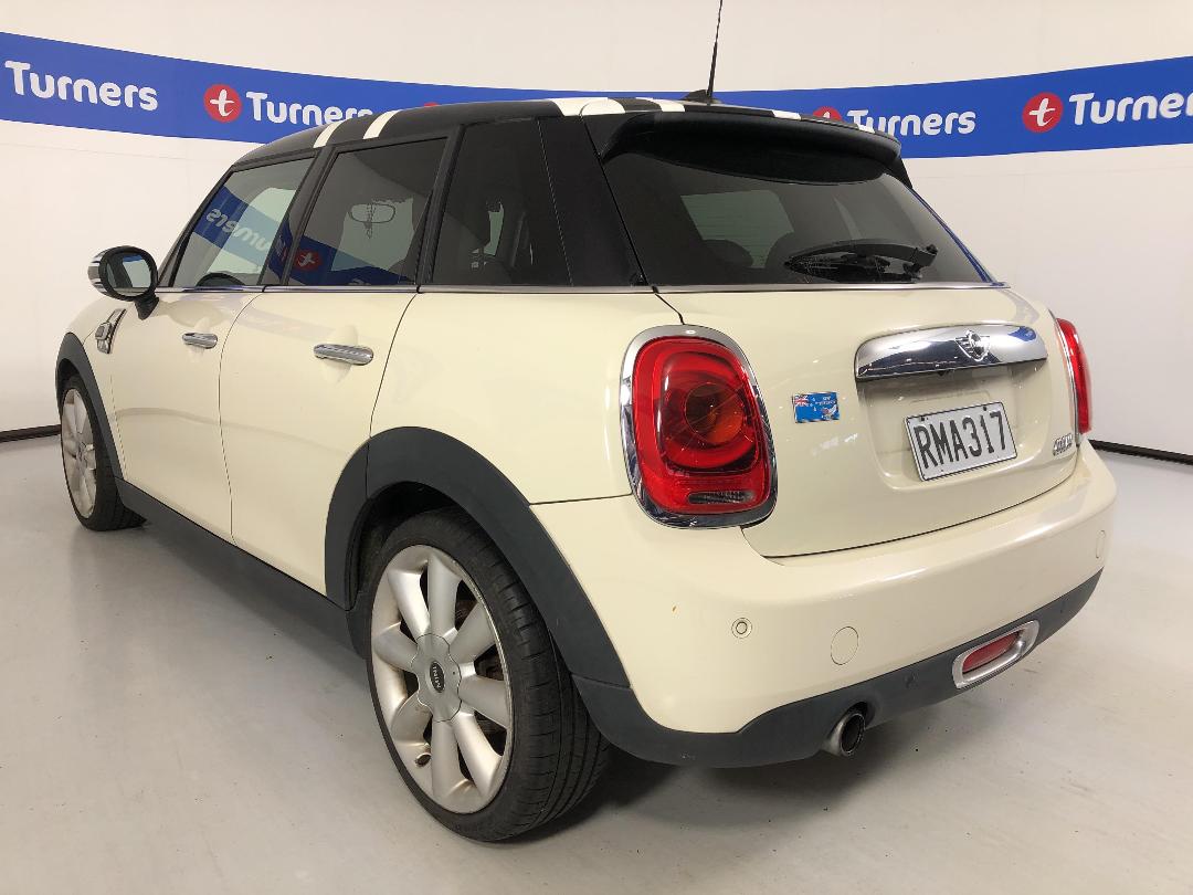 Photo '5' of Mini Hatch