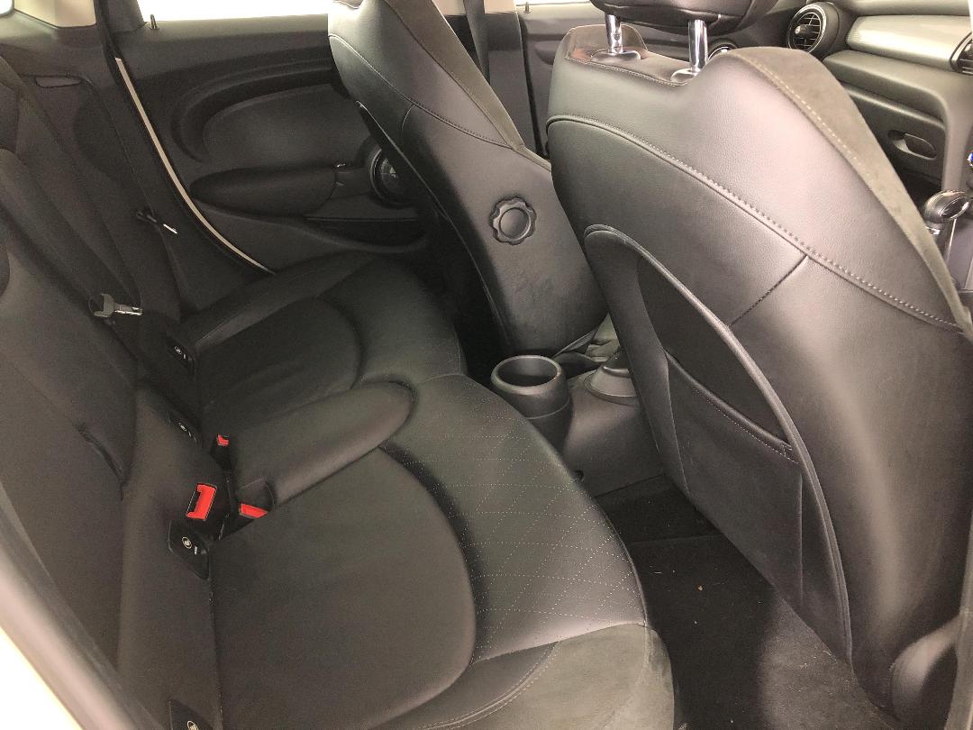 Photo '20' of Mini Hatch