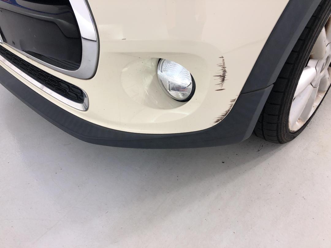 Photo '24' of Mini Hatch