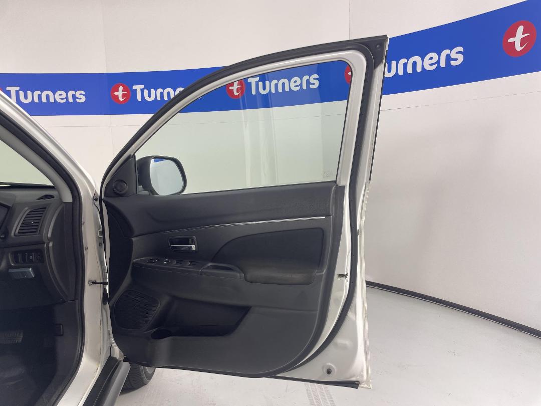 Photo '15' of Mitsubishi ASX Photo '15' of Mitsubishi ASX