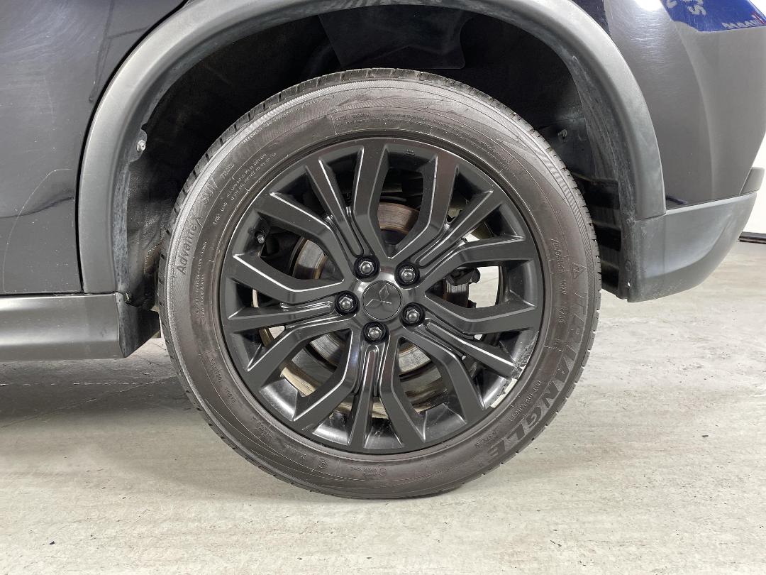 Photo '11' of Mitsubishi ASX