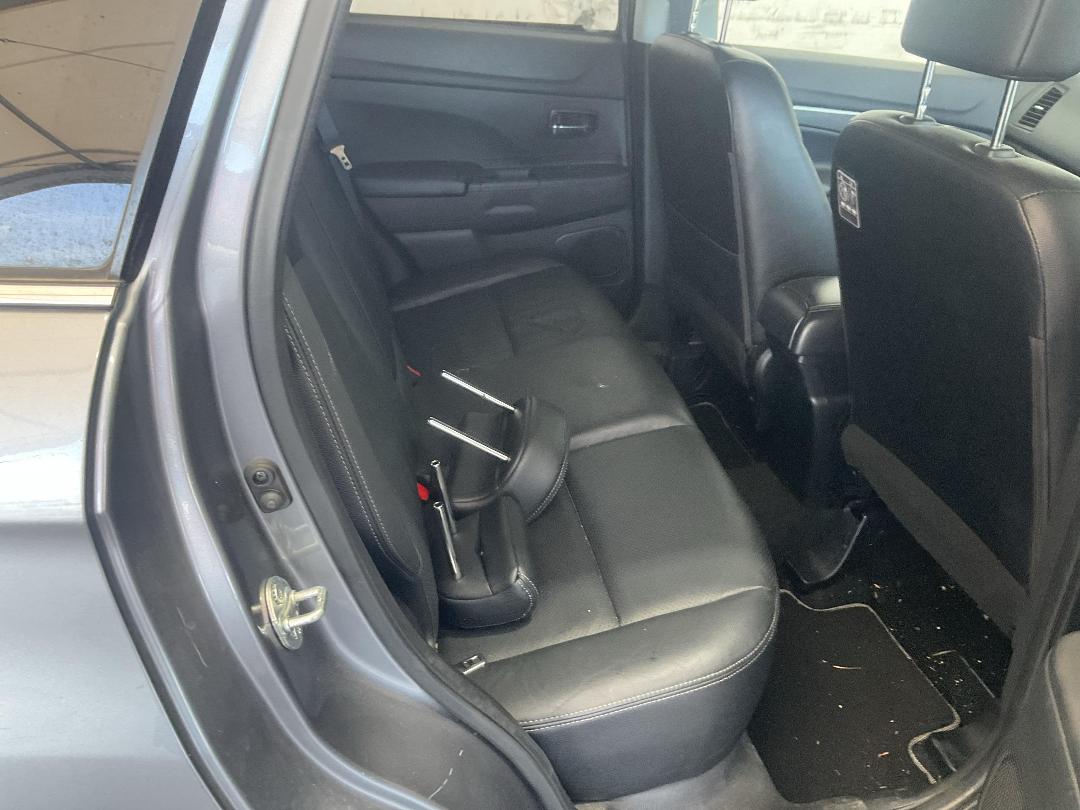 Photo '7' of Mitsubishi ASX VRX