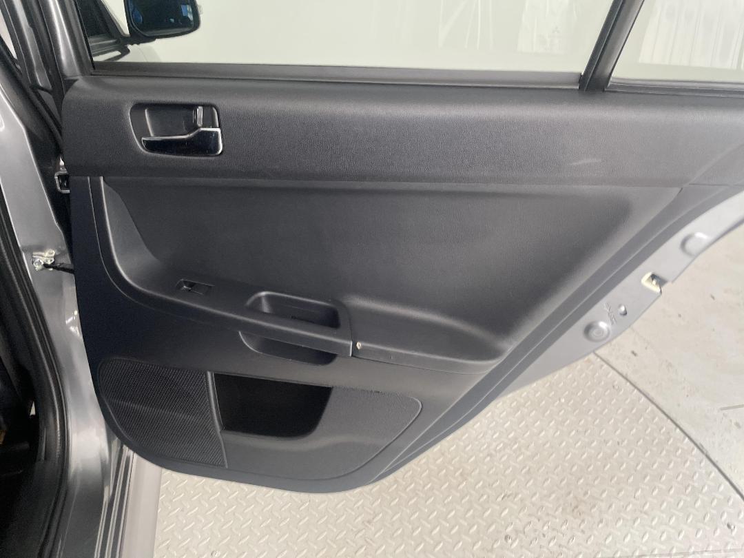 Photo '19' of Mitsubishi Lancer