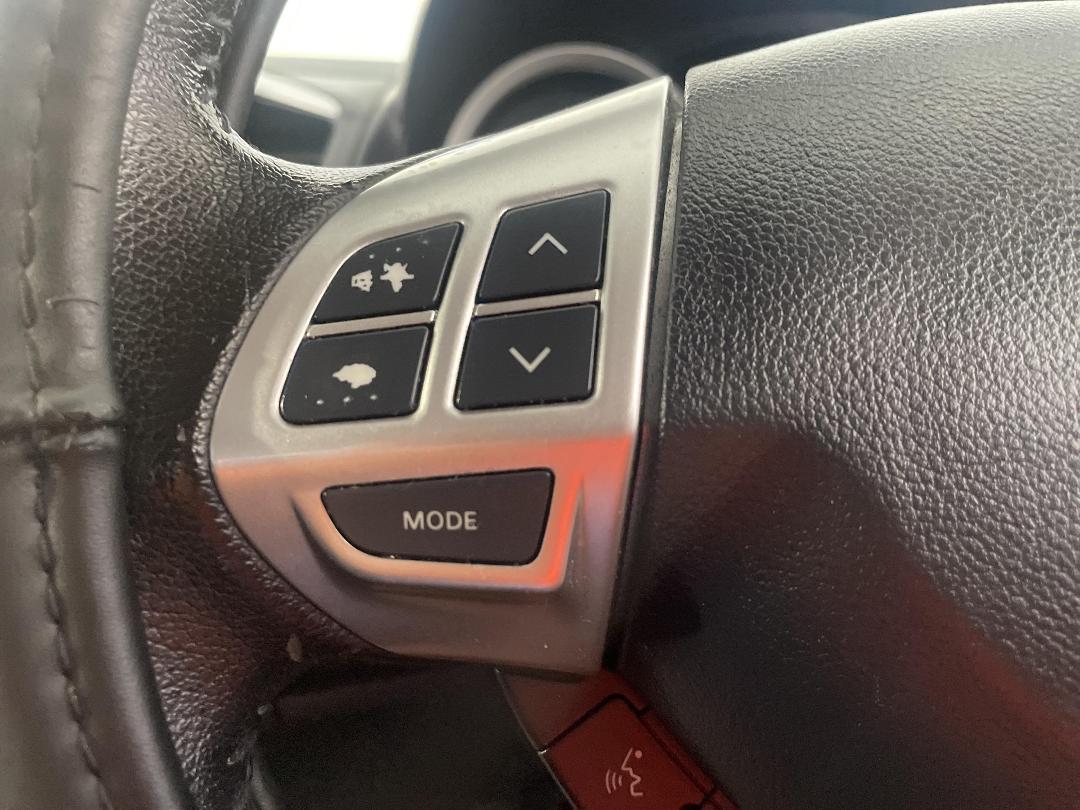 Photo '26' of Mitsubishi Lancer