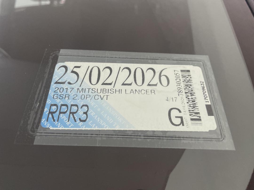 Photo '33' of Mitsubishi Lancer