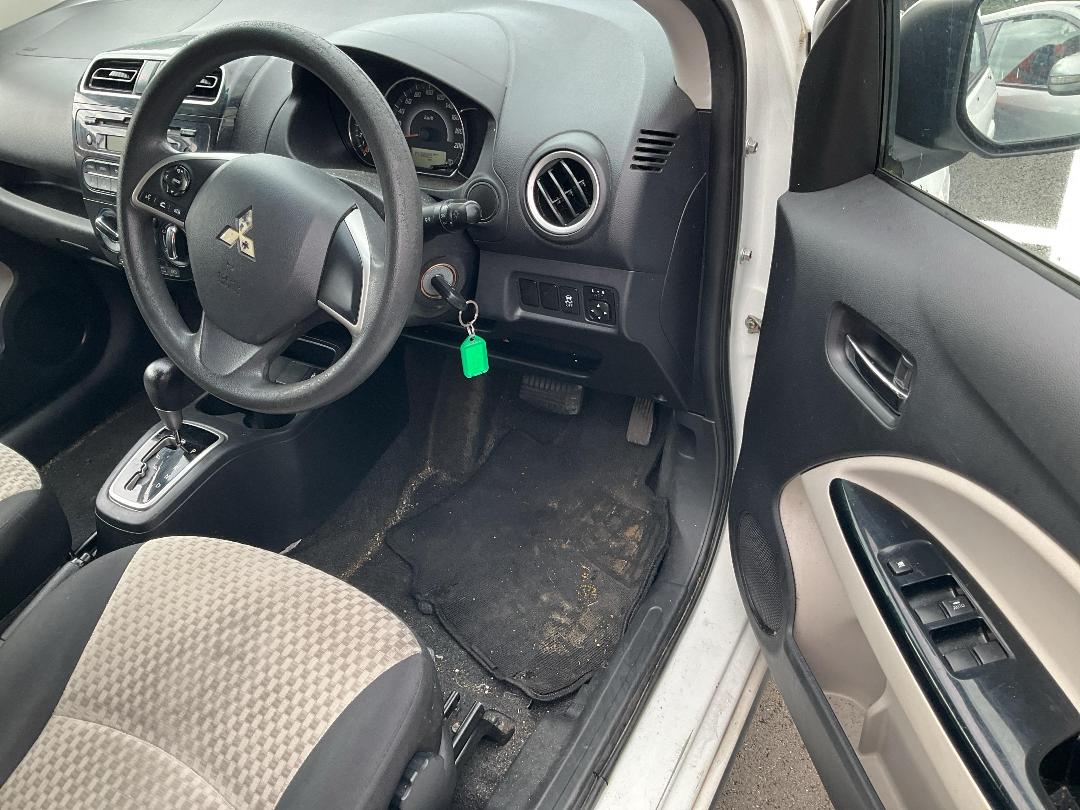 Photo '11' of Mitsubishi Mirage XLS