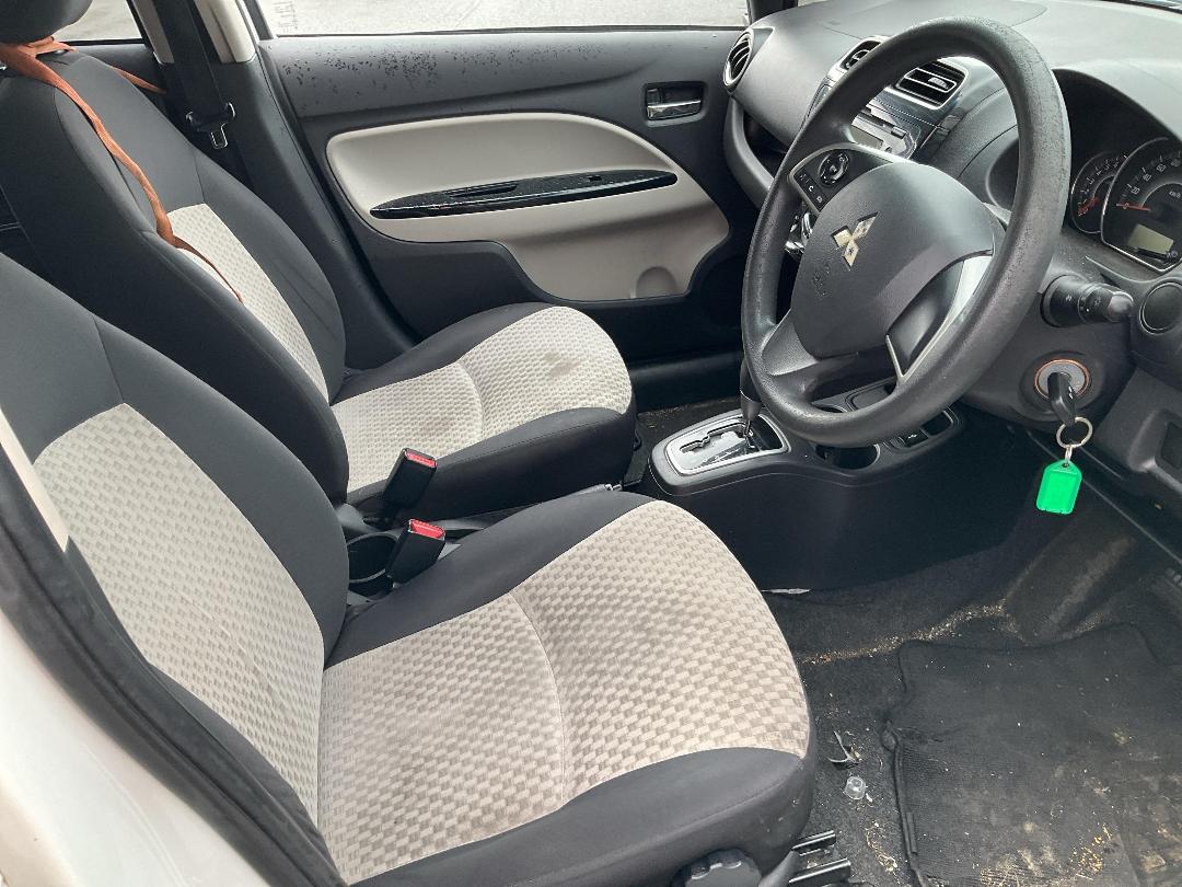 Photo '13' of Mitsubishi Mirage XLS