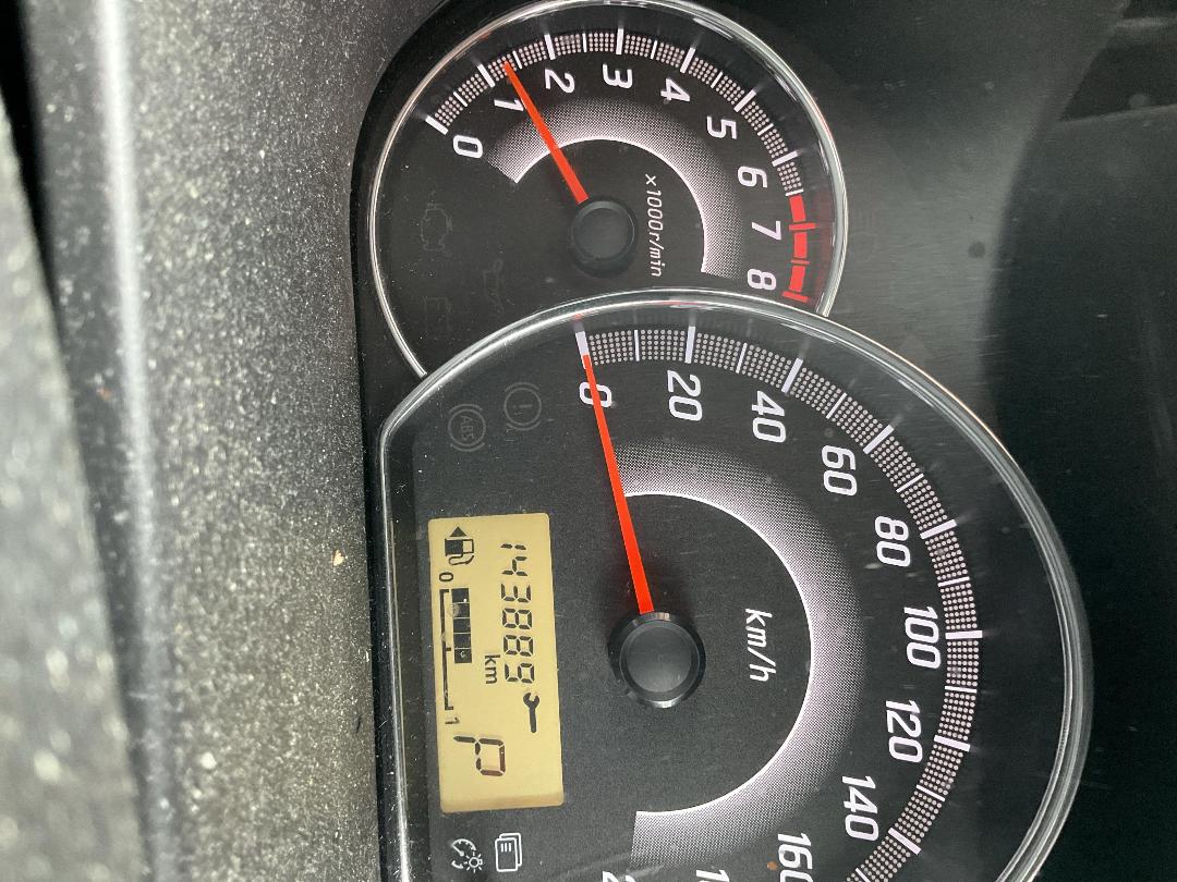 Photo '20' of Mitsubishi Mirage XLS