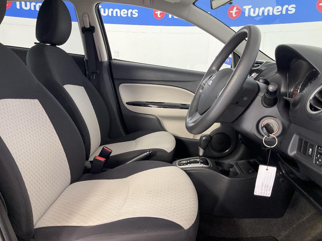 Photo '16' of Mitsubishi Mirage