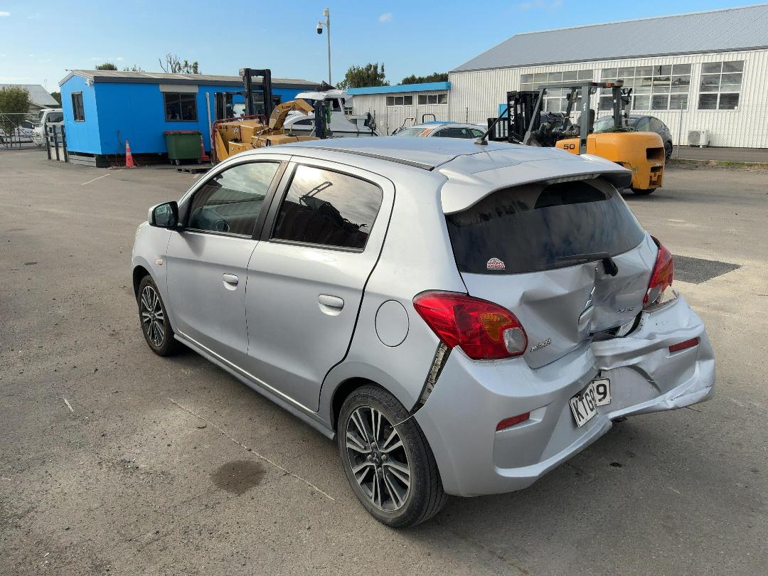 Photo '4' of Mitsubishi Mirage XLS