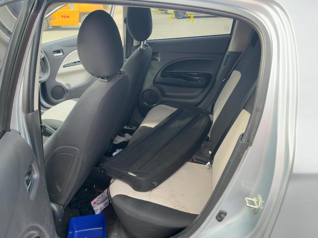 Photo '16' of Mitsubishi Mirage XLS