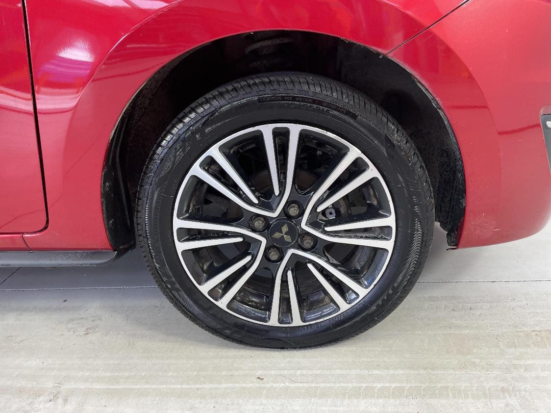 Photo '9' of Mitsubishi Mirage Photo '9' of Mitsubishi Mirage