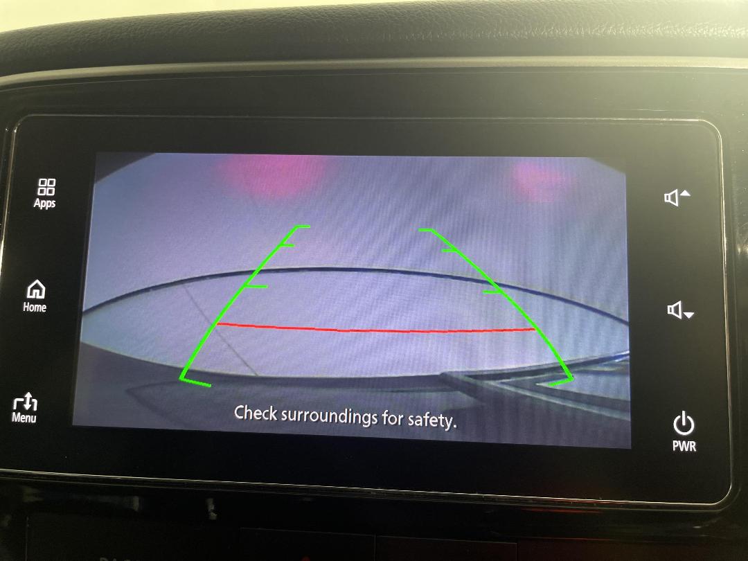 Photo '24' of Mitsubishi Outlander