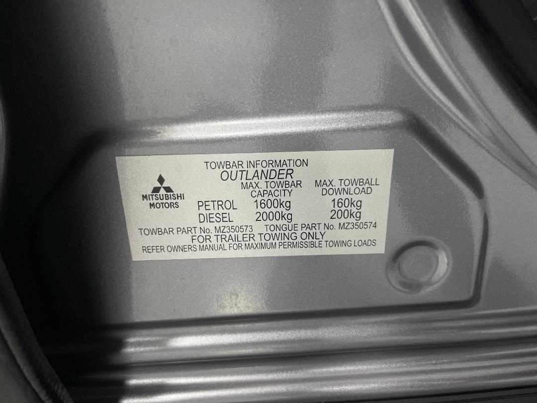 Photo '34' of Mitsubishi Outlander Photo '34' of Mitsubishi Outlander