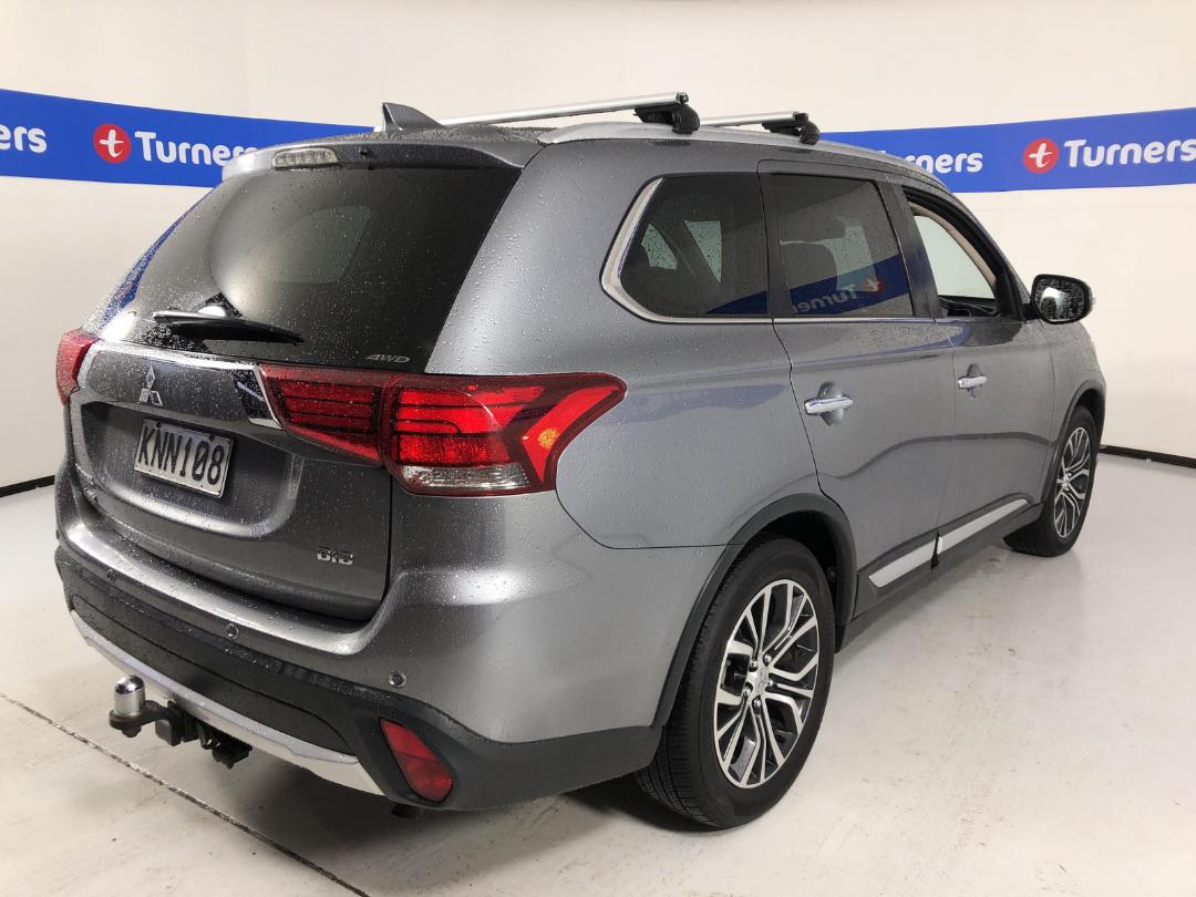 Photo '6' of Mitsubishi Outlander VRX Photo '6' of Mitsubishi Outlander VRX