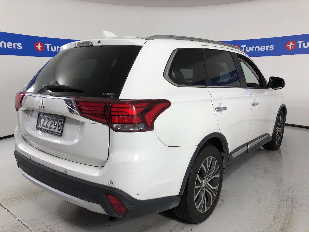 Photo '7' of Mitsubishi Outlander VRX