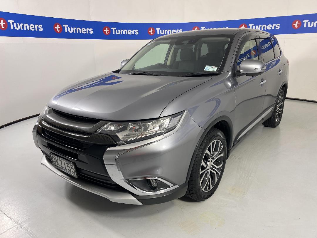 Photo '4' of Mitsubishi Outlander