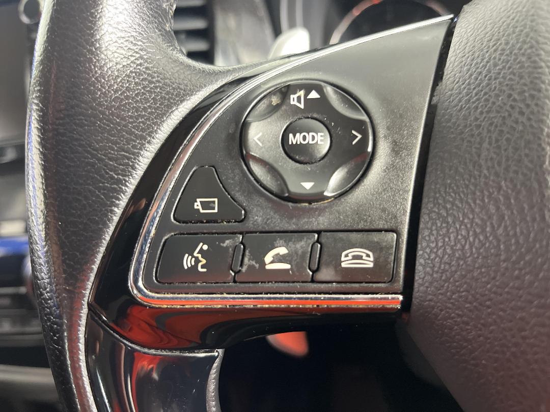 Photo '25' of Mitsubishi Outlander