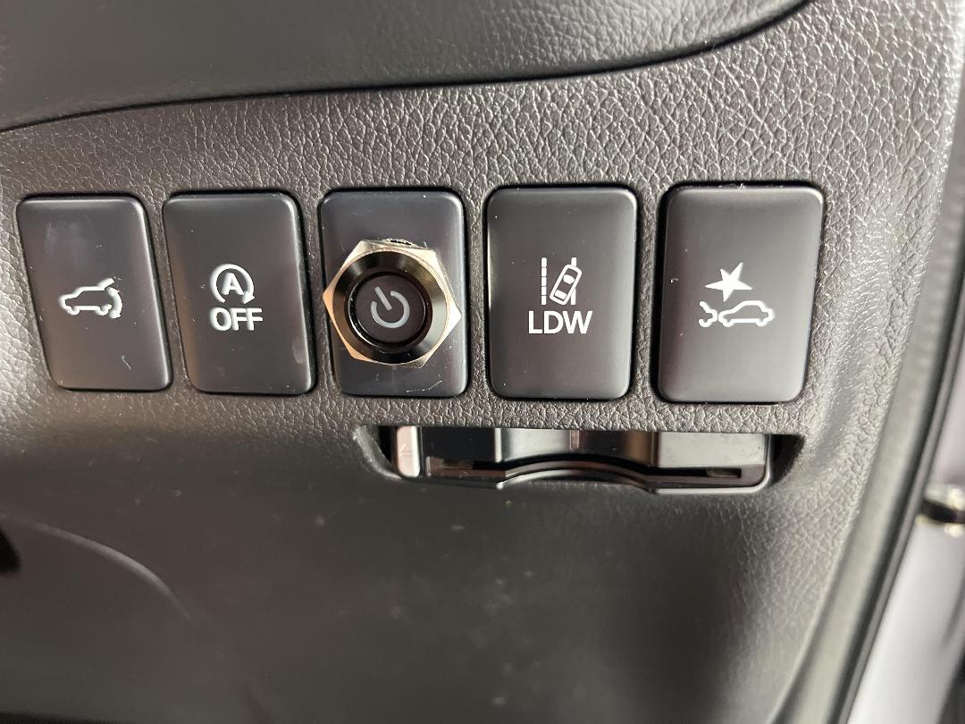 Photo '27' of Mitsubishi Outlander