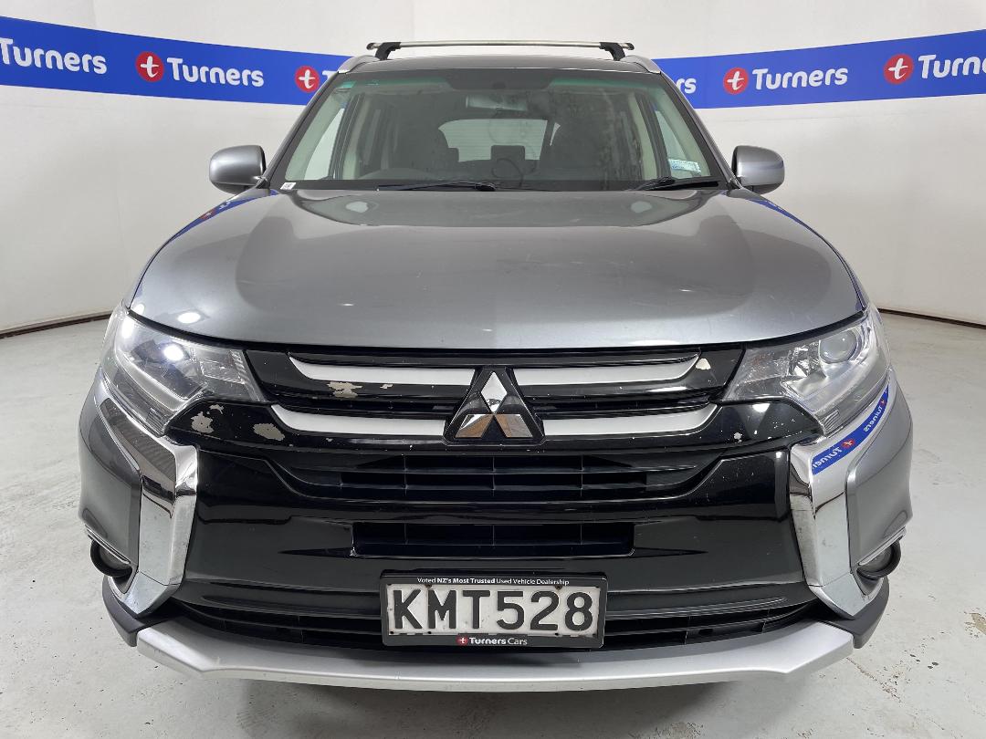 Photo '2' of Mitsubishi Outlander Photo '2' of Mitsubishi Outlander