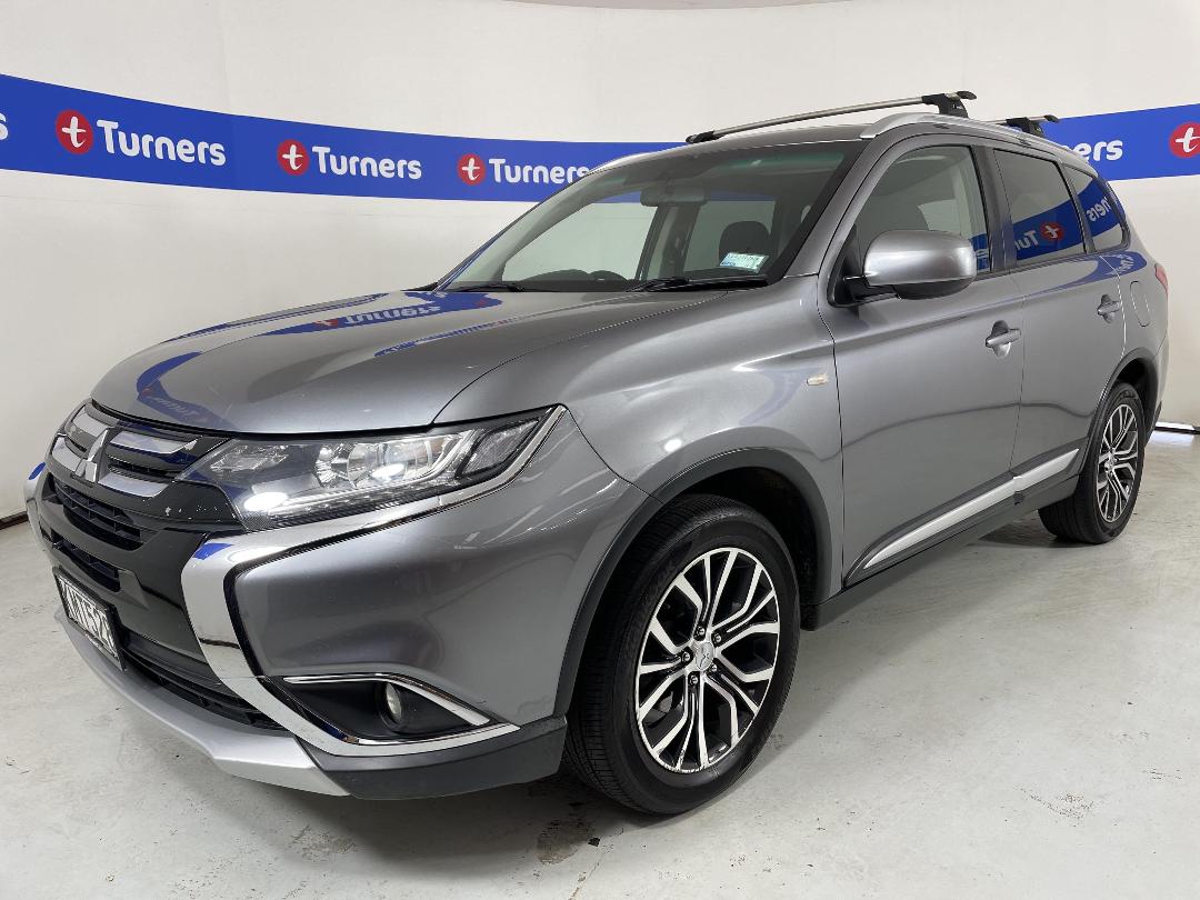 Photo '4' of Mitsubishi Outlander Photo '4' of Mitsubishi Outlander