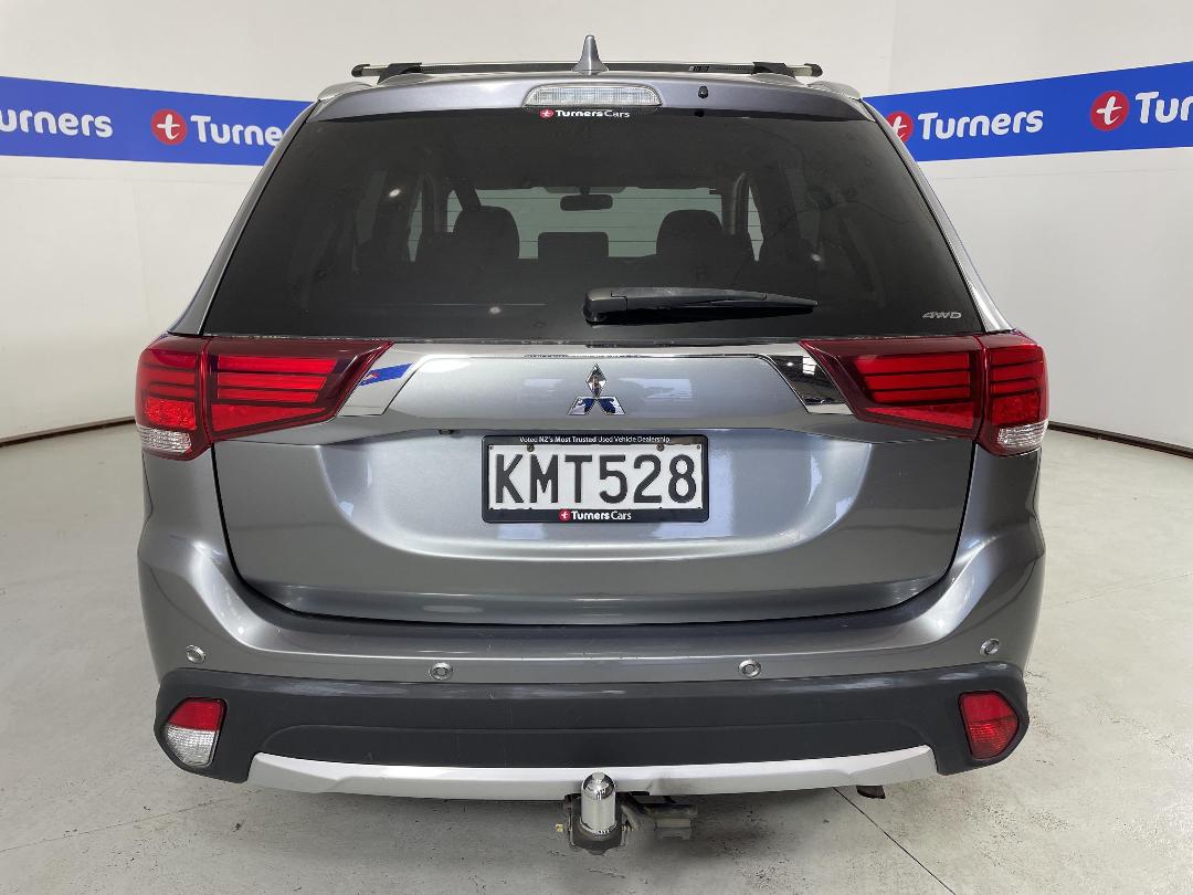 Photo '6' of Mitsubishi Outlander Photo '6' of Mitsubishi Outlander