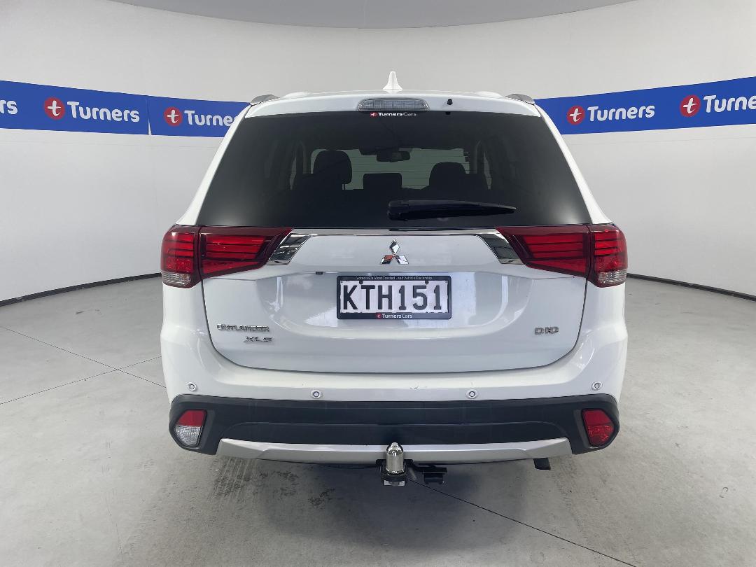 Photo '6' of Mitsubishi Outlander Photo '6' of Mitsubishi Outlander