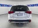 Thumbnail '6' of Mitsubishi Outlander