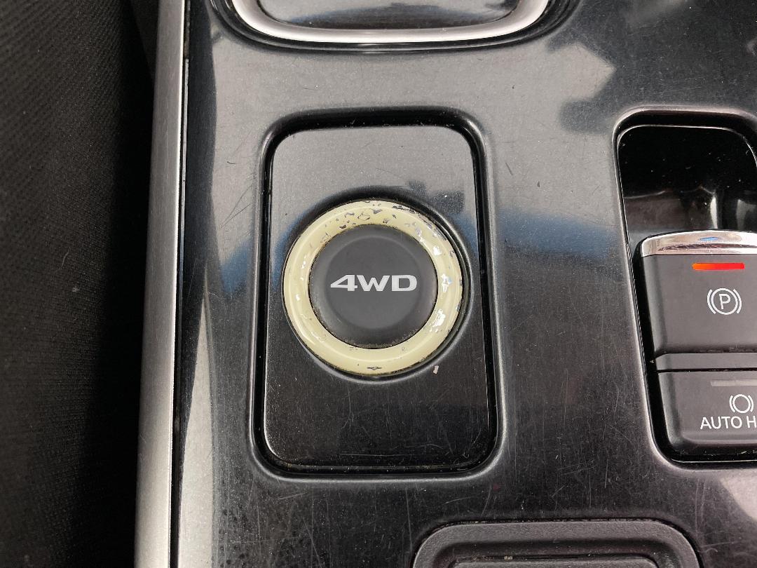 Photo '29' of Mitsubishi Outlander