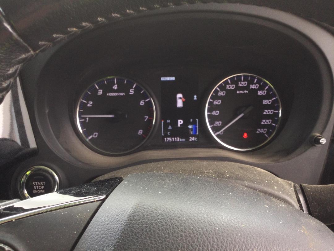 Photo '10' of Mitsubishi Outlander LS