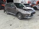 Thumbnail '8' of Mitsubishi Outlander LS