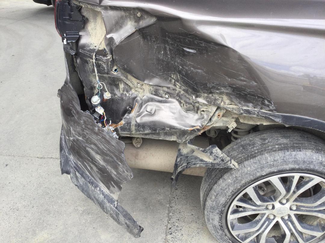 Photo '15' of Mitsubishi Outlander LS