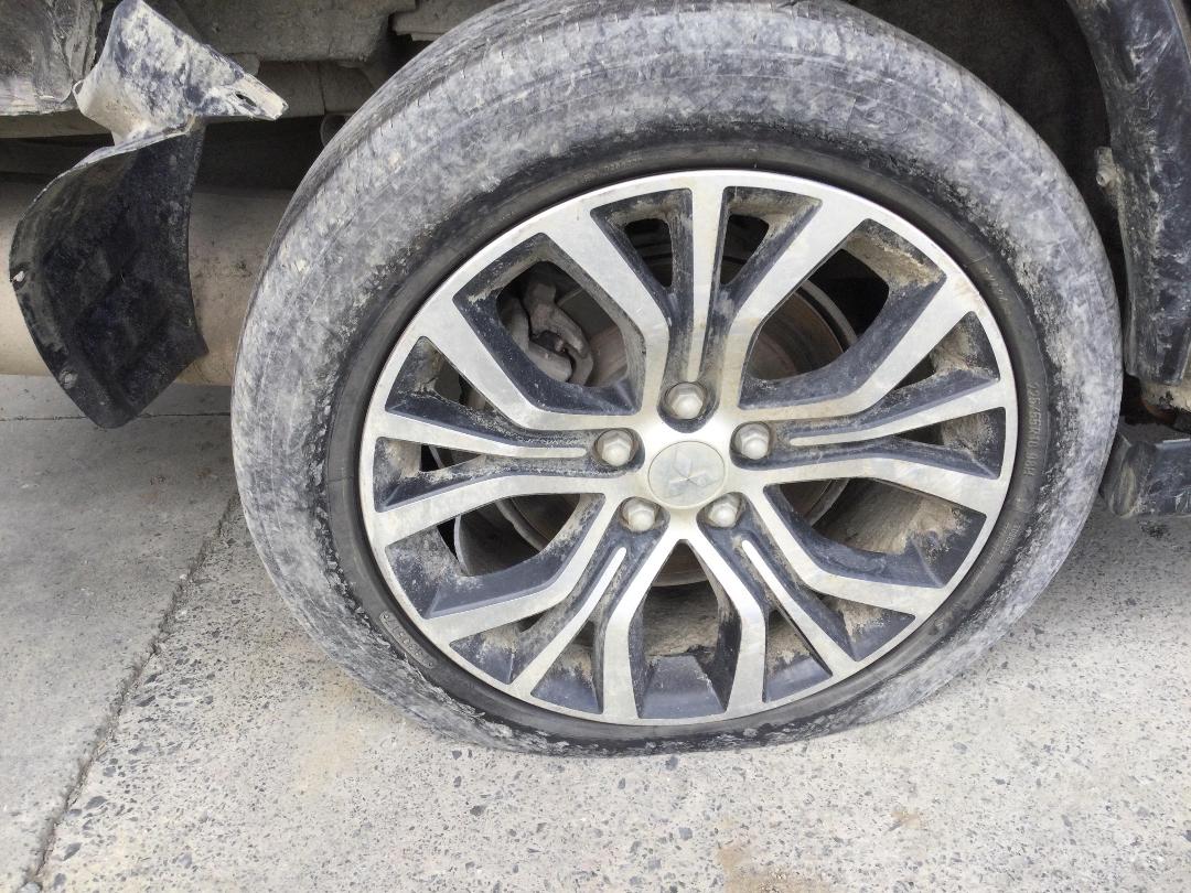 Photo '25' of Mitsubishi Outlander LS