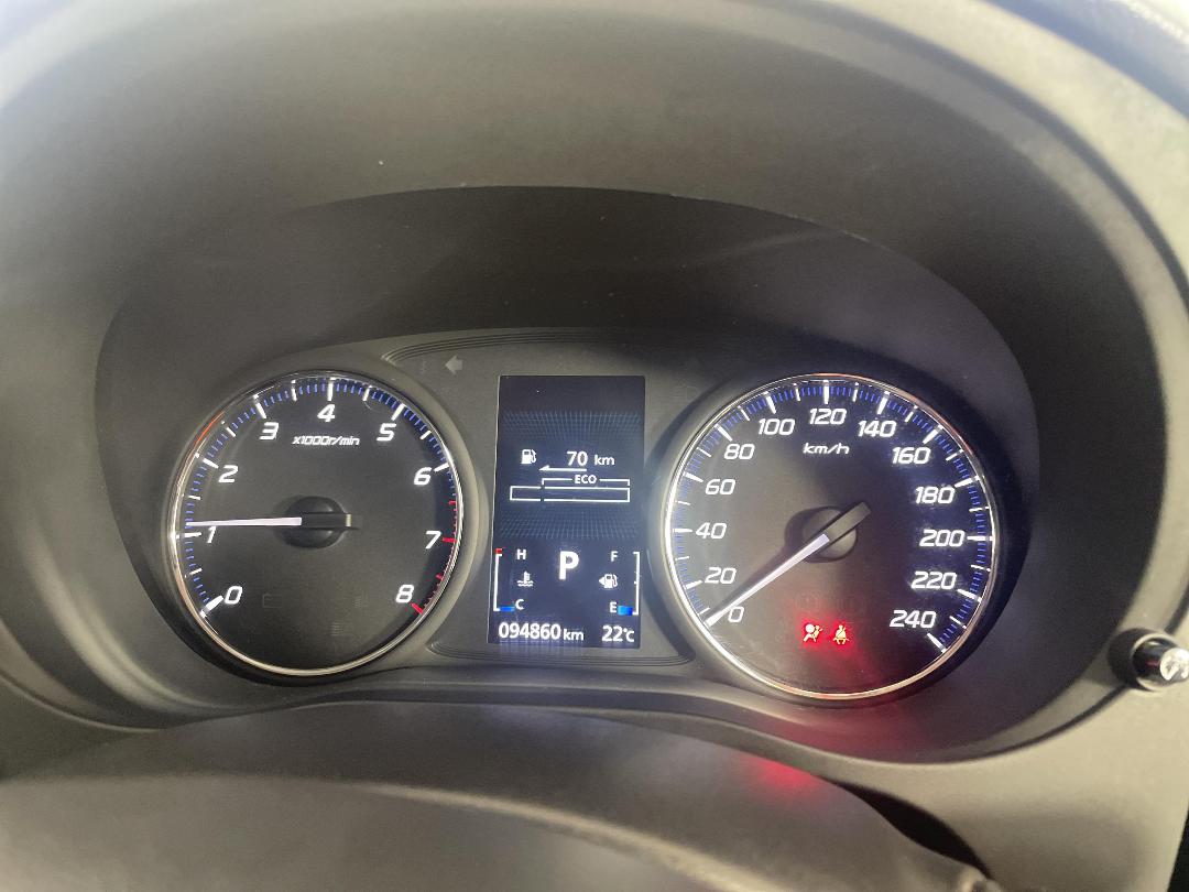 Photo '21' of Mitsubishi Outlander