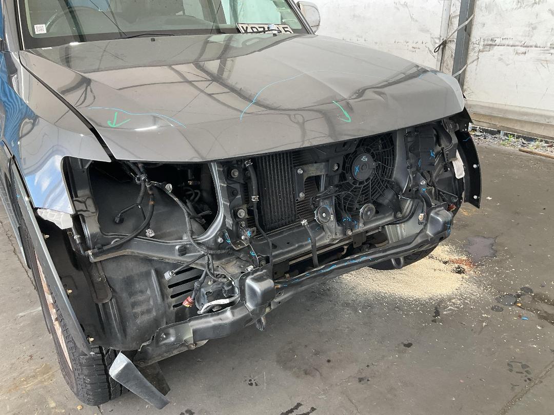 Photo '5' of Mitsubishi Pajero Exceed