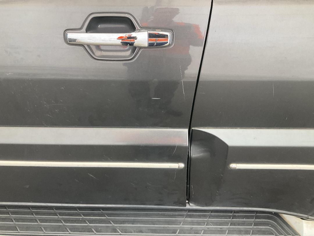 Photo '11' of Mitsubishi Pajero Exceed