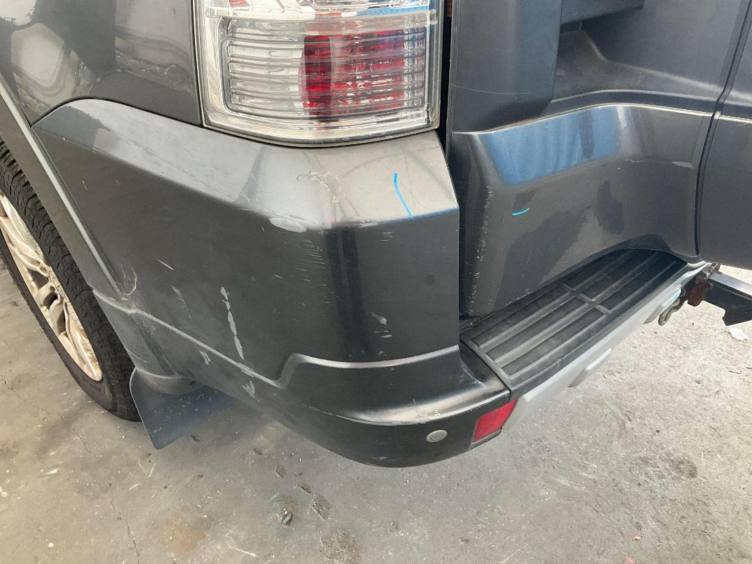 Photo '15' of Mitsubishi Pajero Exceed