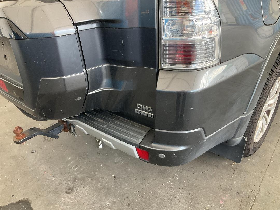 Photo '20' of Mitsubishi Pajero Exceed