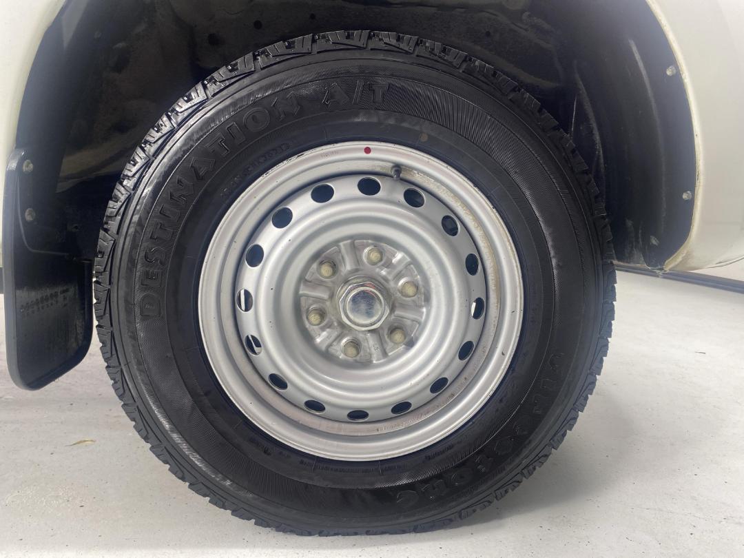 Photo '9' of Mitsubishi Triton