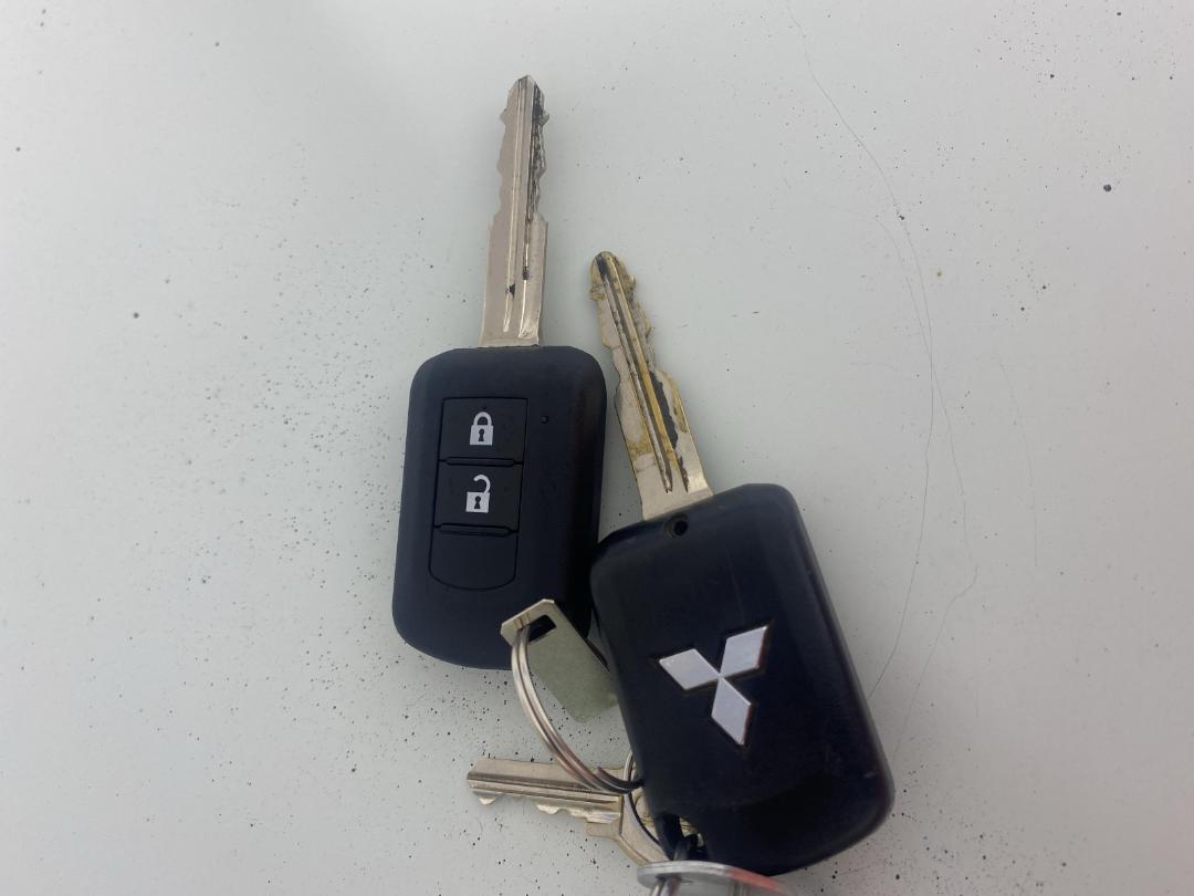 Photo '20' of Mitsubishi Triton