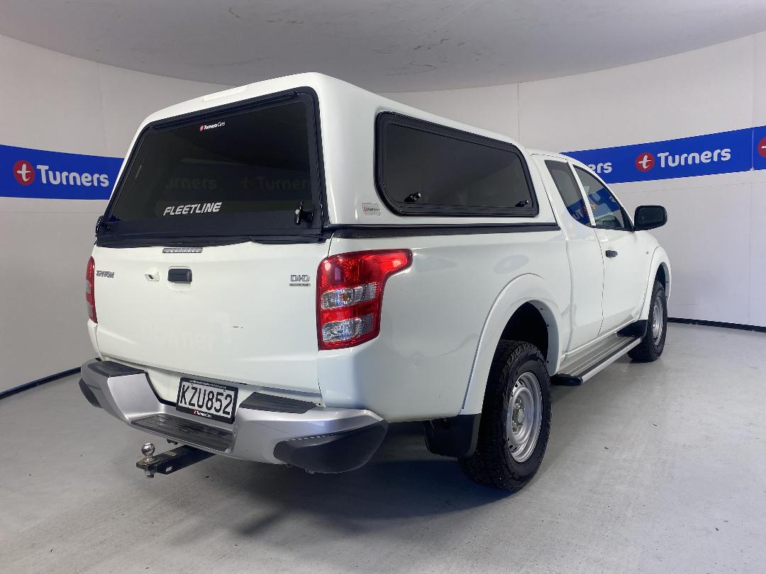 Photo '7' of Mitsubishi Triton