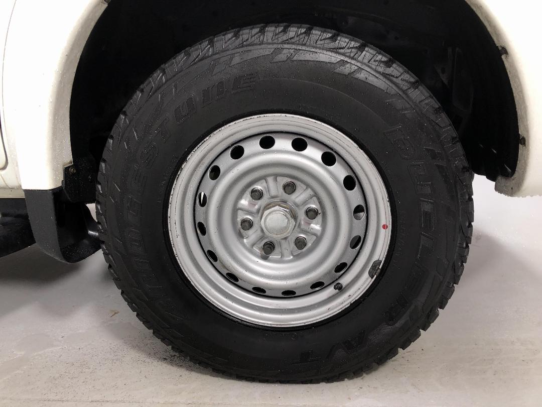 Photo '9' of Mitsubishi Triton