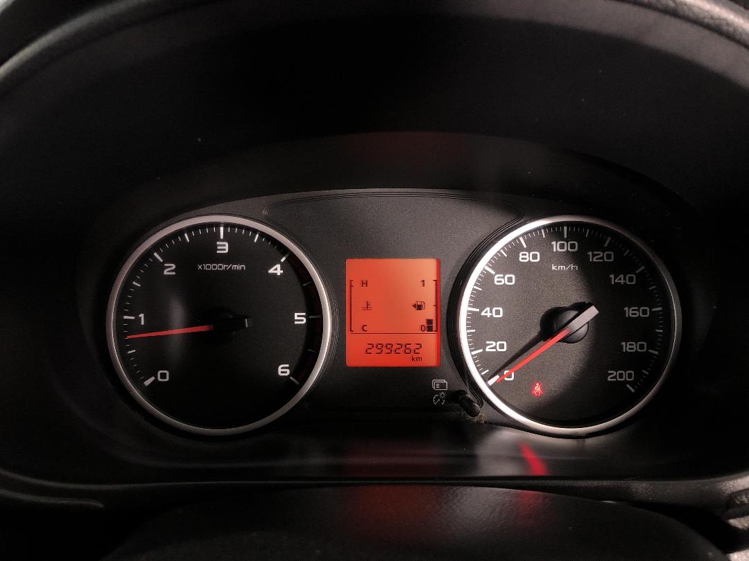 Photo '21' of Mitsubishi Triton