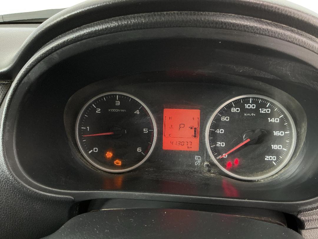 Photo '15' of Mitsubishi Triton Club CAB GLX Photo '15' of Mitsubishi Triton Club CAB GLX