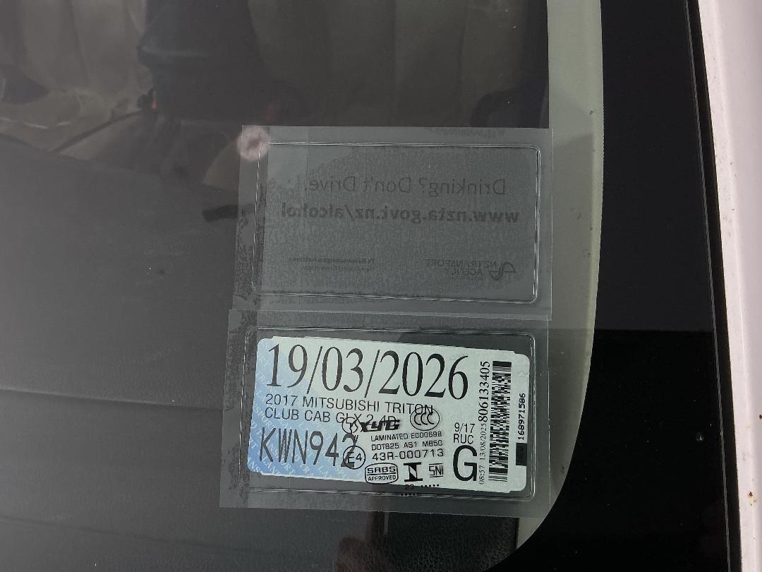 Photo '25' of Mitsubishi Triton Club CAB GLX Photo '25' of Mitsubishi Triton Club CAB GLX