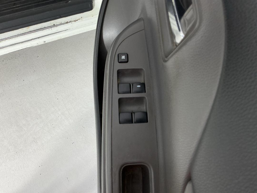 Photo '23' of Mitsubishi Triton