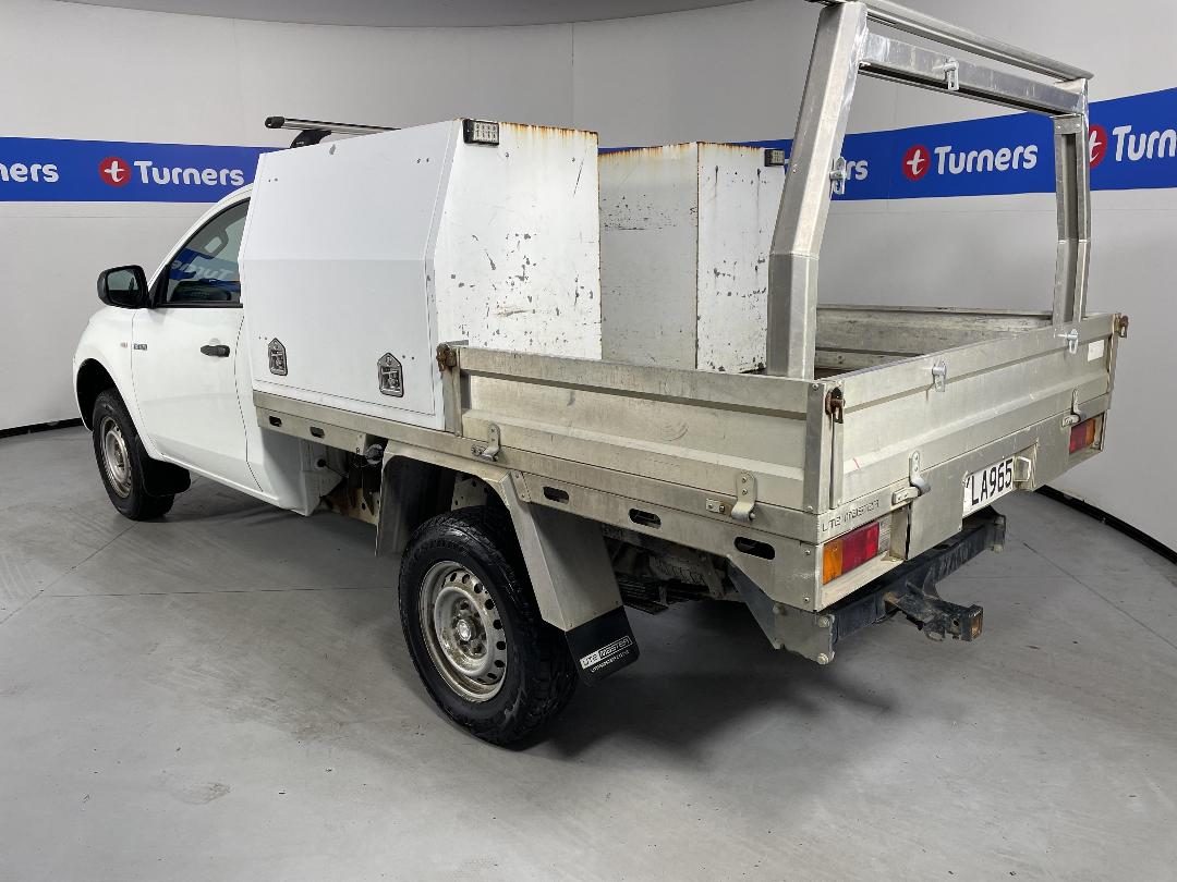 Photo '5' of Mitsubishi Triton Photo '5' of Mitsubishi Triton