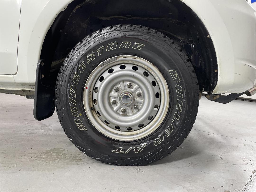 Photo '9' of Mitsubishi Triton