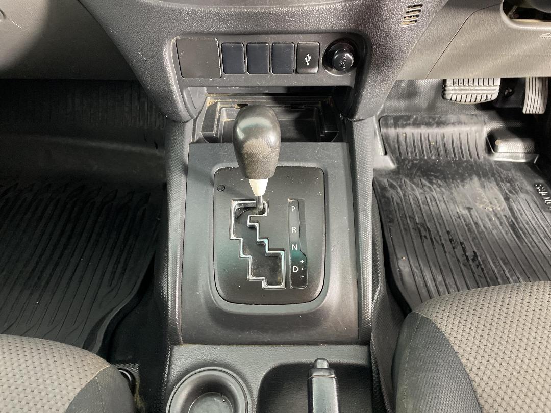 Photo '18' of Mitsubishi Triton