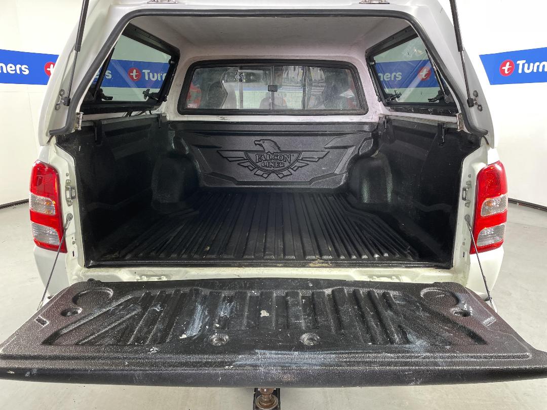 Photo '14' of Mitsubishi Triton